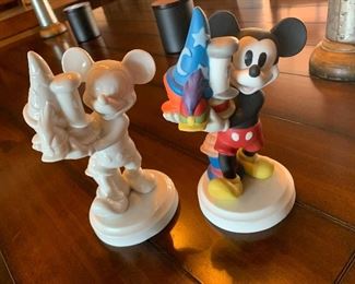 Only two figurines in the world Prototypes for Disneyland’s mad hatter shop that were not approved for manufacturing. Dated 1984