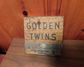 Lorillard Golden Twins Climax Tobacco Tin