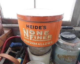 Heide's None Finer Marshmallows Tin