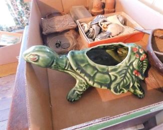 McCoy Turtle Planter
