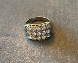 18K Gold and Diamond Ring