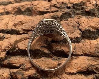 Vintage Gold and Diamond Ring