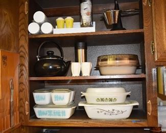 Kitchen Eating Area