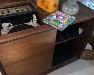 MID CENTURY STEREO CABINET BY FISHER 