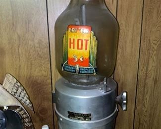 EAT’ EM 5 CENT HOT NUTS / PEANUT GUM-BALL VENDING MACHINE