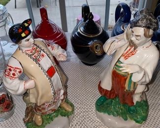 VINTAGE UKRAINIAN PORCELAIN FIGURINES
