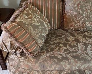 VINTAGE SOFA