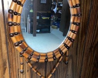 VINTAGE ROUND WALL MIRROR