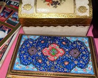 VINTAGE UKRAINIAN TREASURE BOX CHEST