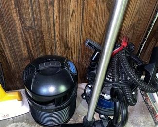 VINTAGE FILTERQUEEN MAJESTIC VACUUM