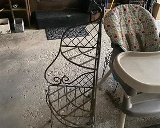 METAL CORNER SHELF