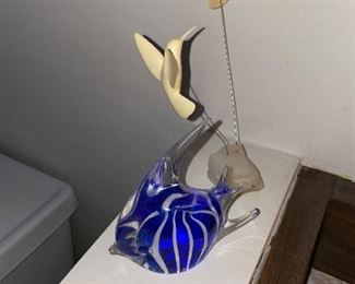 ART GLASS FISH FIGURINE