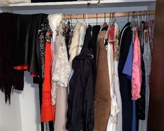 WOMEN'S CLOTHING AND COATS