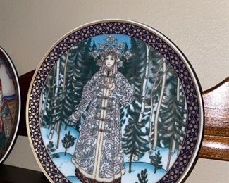 RUSSIAN FAIRY TALES COLLECTIBLE PLATES