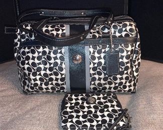 COACH HANDBAGS