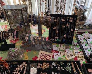 HUGE SELECTION OF COSTUME JEWELRY