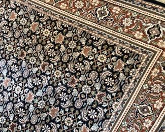 Oriental Rug . Approx 4"x7.5'