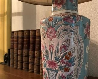 Chinese Vase Lamp