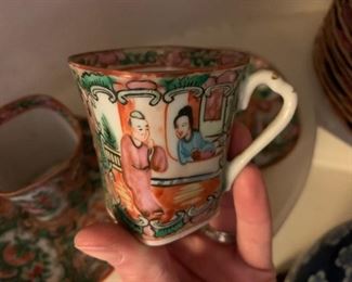 Chinese Export Pottery Rose Medallion Tea Cups