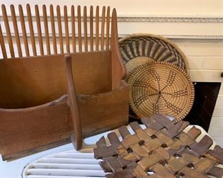 Cranberry Scoop, Woven Plates, Woven Ceramic Plate