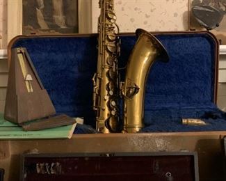 Conn “Chu Berry” Tenor Saxophone
