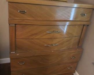 Vintage 1950's bureau - part of bedroom set