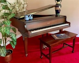 Wulitzer Piano