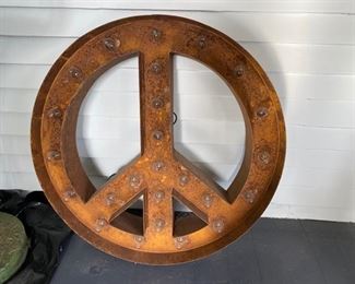 Iron peace sign
