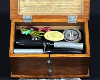 Antique D.D. Home Medical Apparatus New No. 4 With Mesco Dry Cell Battery, With Electrode Pads, Dowels, Plate And Wiring, In Wood Case