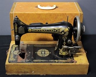 Antique Franklin Sewing Machine With Pic Motor Model 41, In Carrying Case