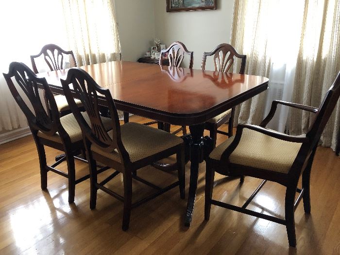 Mint condition Bassett Antique dining table, chairs, China closet and serving table