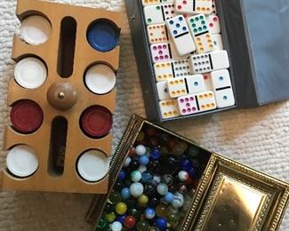 Vintage games, puzzles and marbles