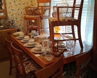 fifties modern dining table and six chairs