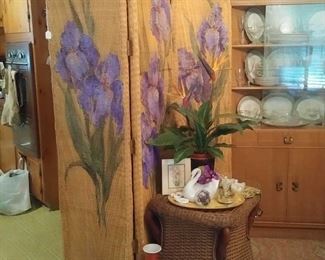 wicker hand painted room divider screen