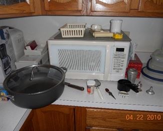 Kitchen Ware, Microwave