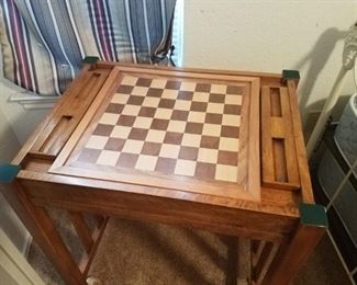 Game table