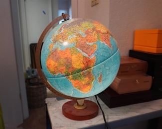 Lighted globe