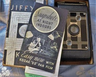 Vintage Kodak Jiffy camera in original box with papers