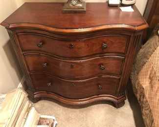 Ethan Allen bedroom 3 drawer night table See description for measurements and information.