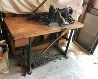 Commercial Sewing Machine