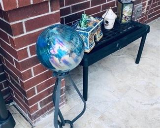 Gazing ball/stand