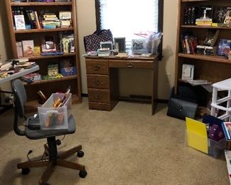 Very nice office/shelves/books