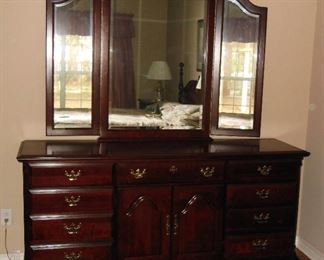 Sumter Cabinet (Korn) twelve drawer dresser with triple mirror- mint condition!