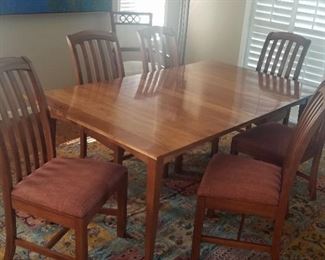 Pennsylania House Dining Set