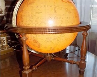 Light-up Globe