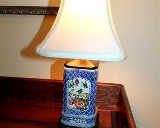 ONLINE AUCTION ITEM #31 - Small Asian ceramic lamp - approximately 15" tall.