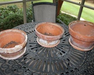 Flower pots