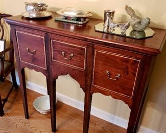 Sideboard