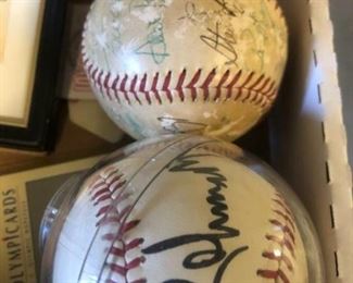 ONLINE AUCTION ITEM #40 - Baseball Collection:
Thousands of cards - Brooks Robinson and 1974 Montreal Expos signed baseballs - Pete Rose items, and more!!!