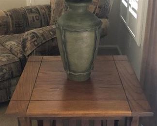 Mission Style End Table, Table Lamp